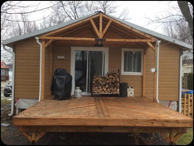 Balcon couvert en bois